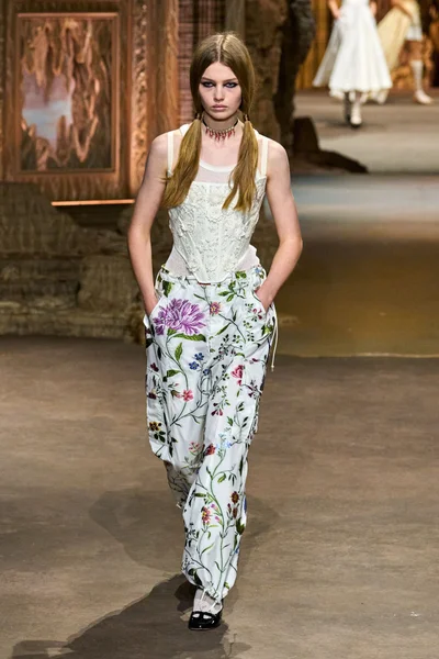 Look 59